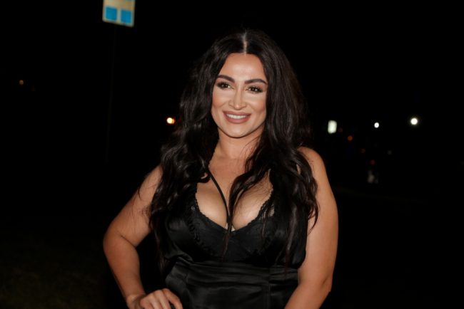 Nova-godina-2022-sa-Andreanom-Čekić-u-City-hall-event-centru